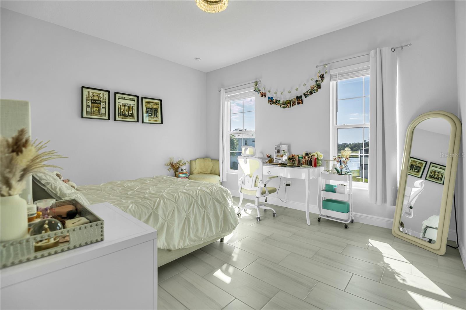 Image 44 of 53 For 5215 Title Row Drive