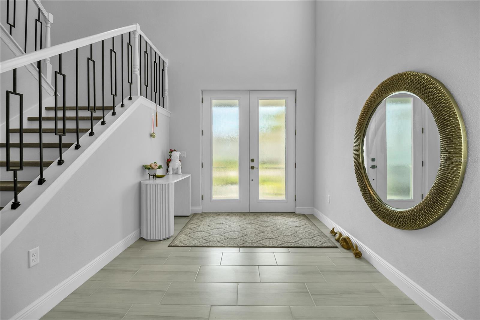 Image 7 of 53 For 5215 Title Row Drive