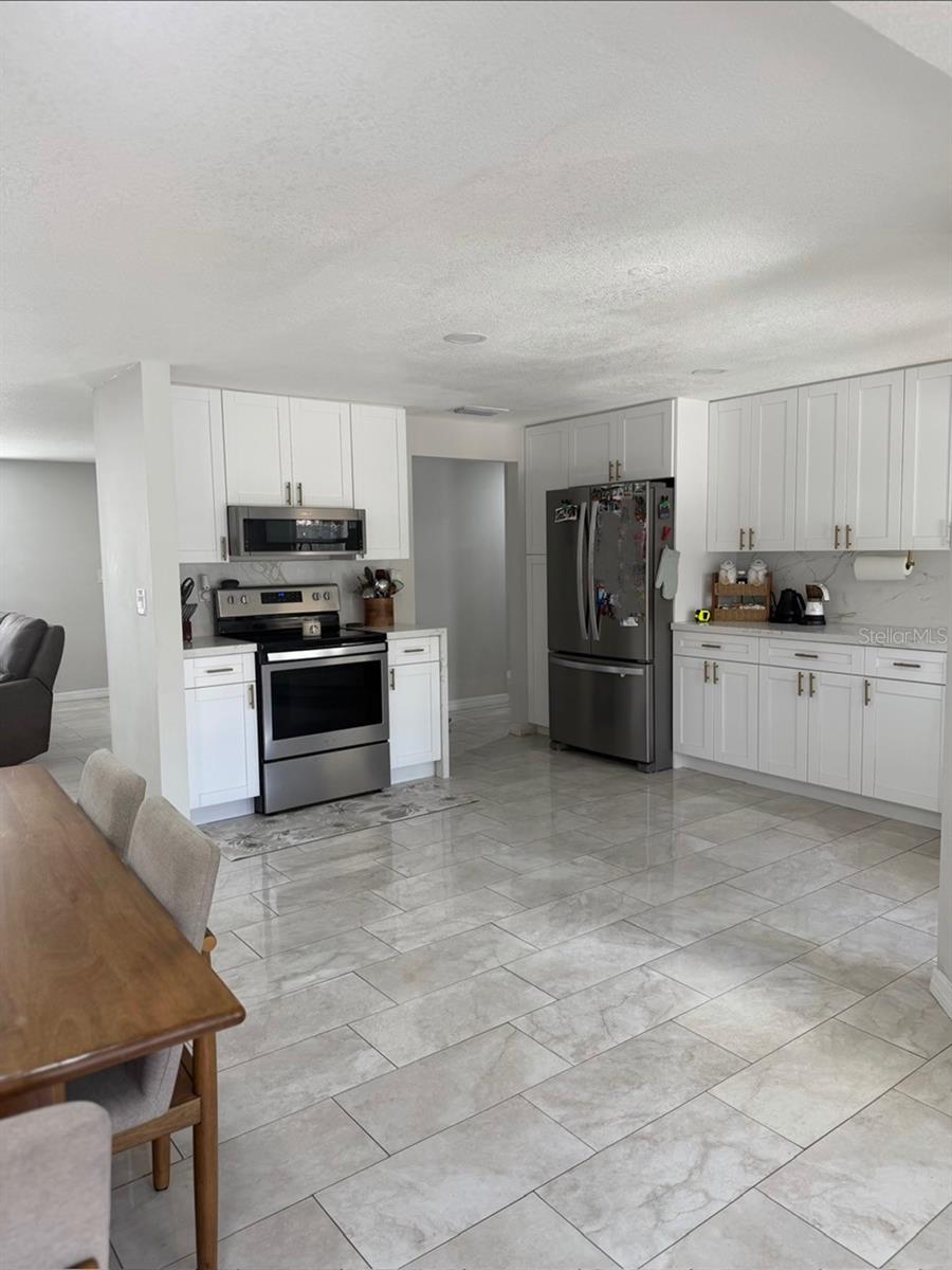 Image 3 of 53 For 211 66th Avenue W  Fl