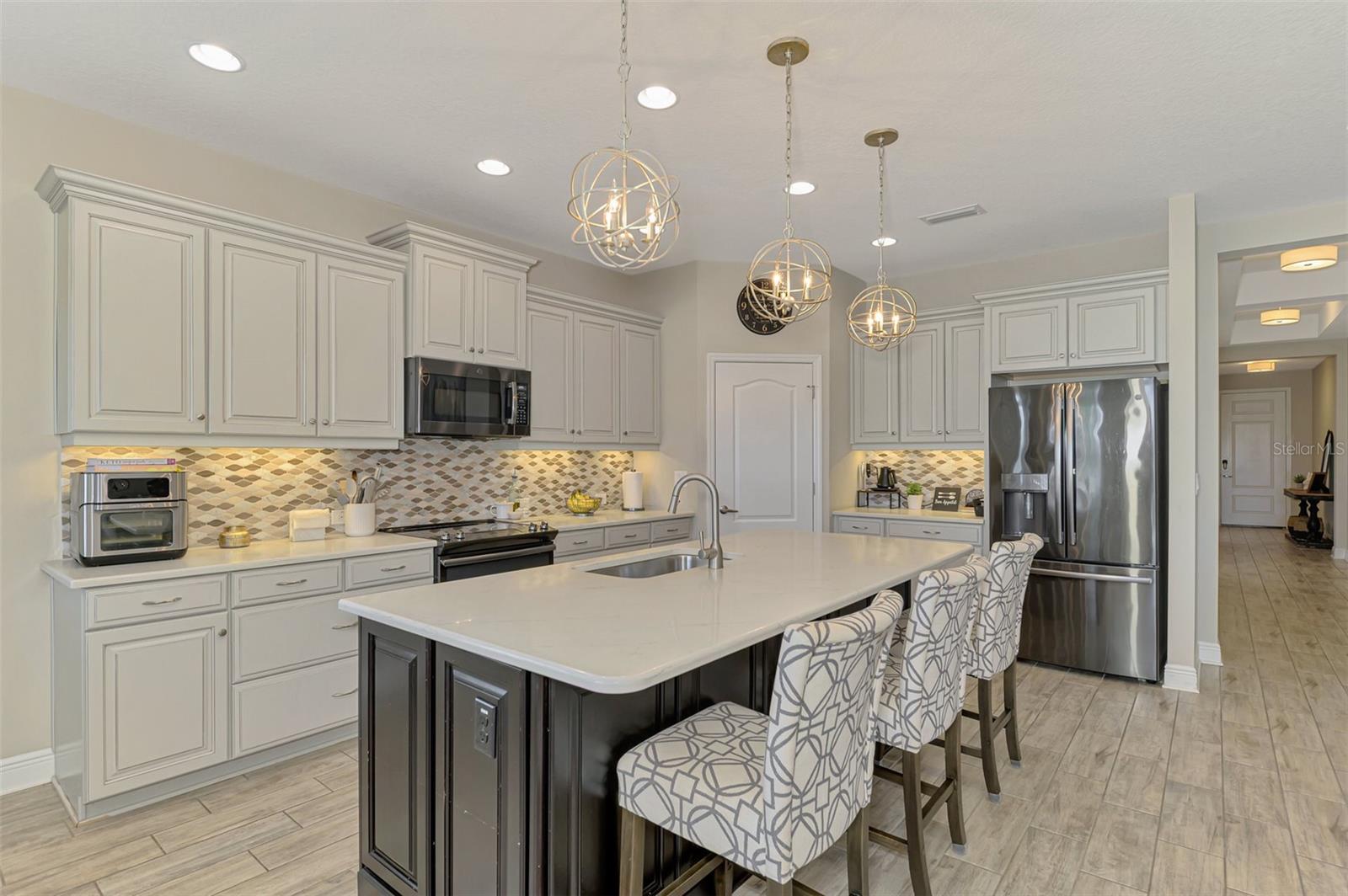 Image 25 of 91 For 1337 Thornbury Drive