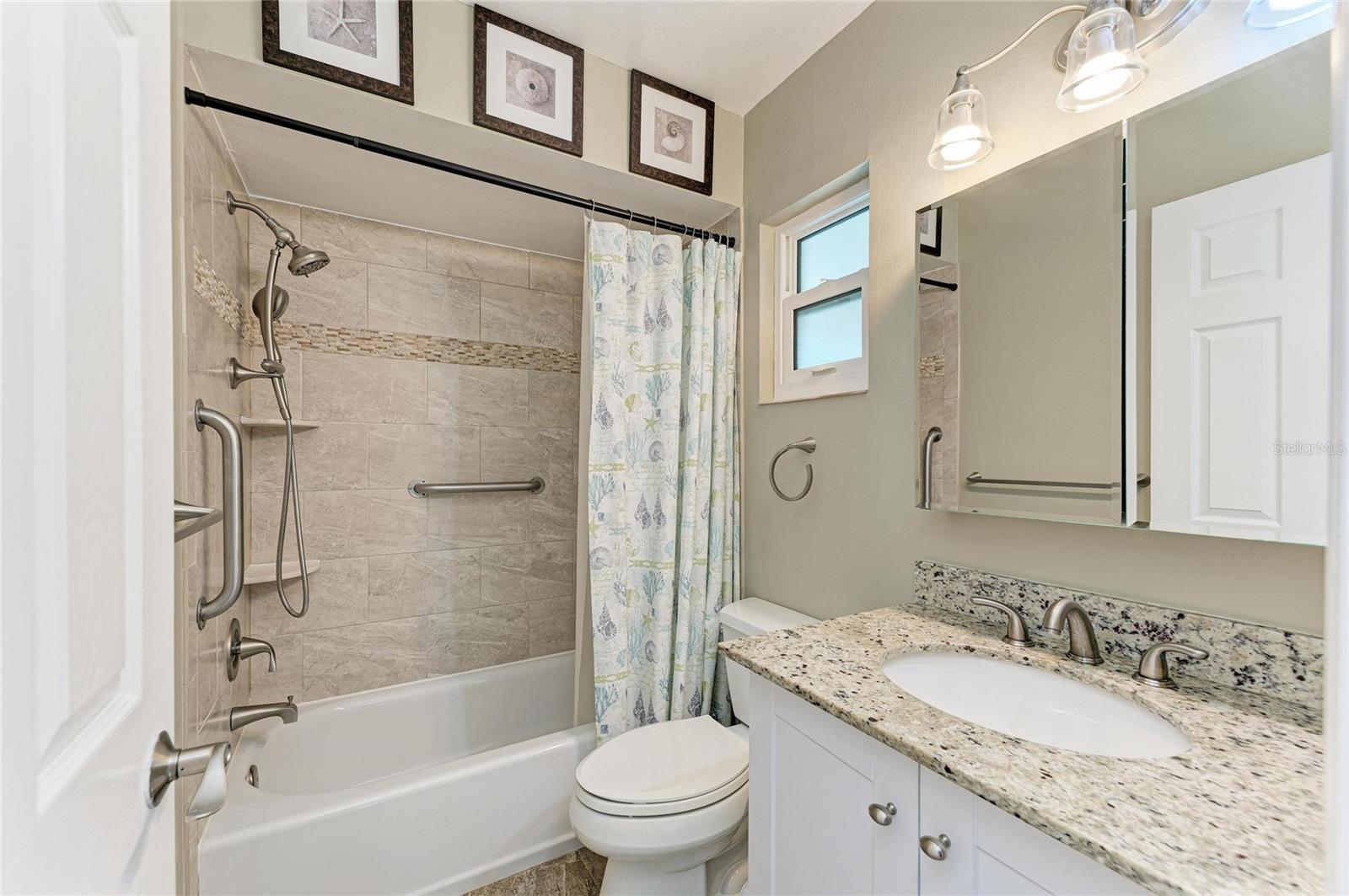 Image 23 of 36 For 3311 Fuller Street 104