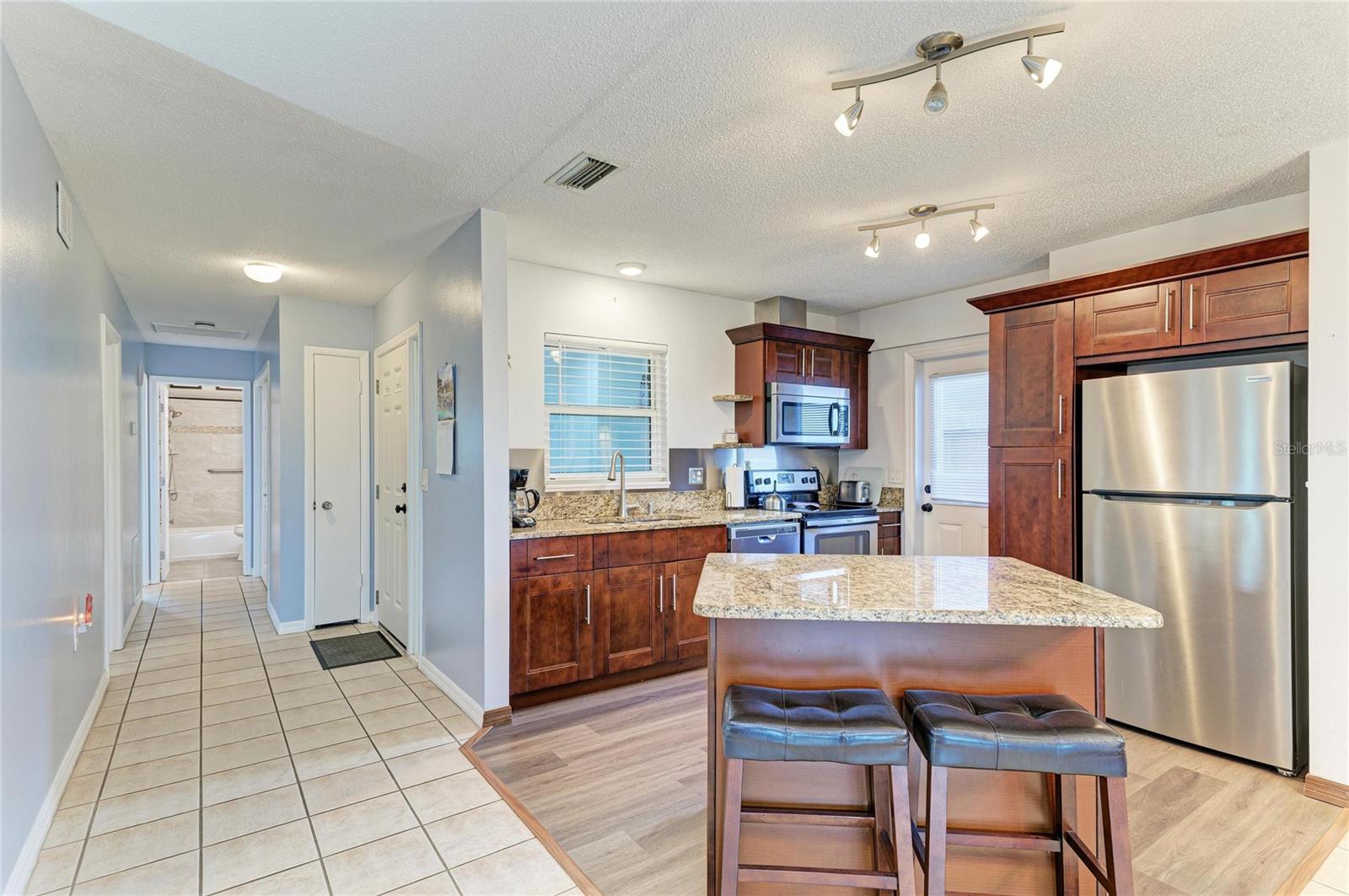 Image 5 of 36 For 3311 Fuller Street 104