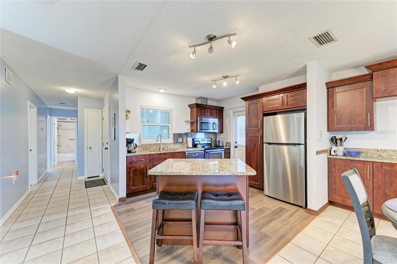 Image 7 of 36 For 3311 Fuller Street 104