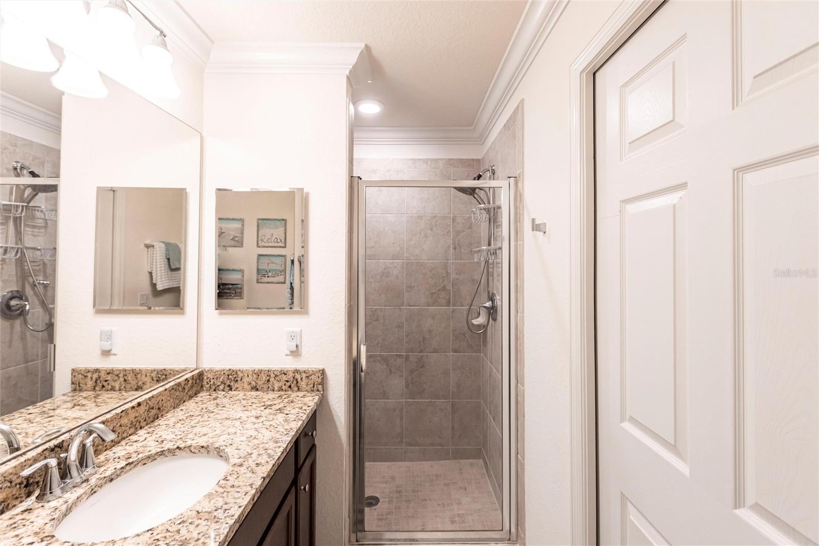 Image 18 of 38 For 16804 Vardon Terrace 307