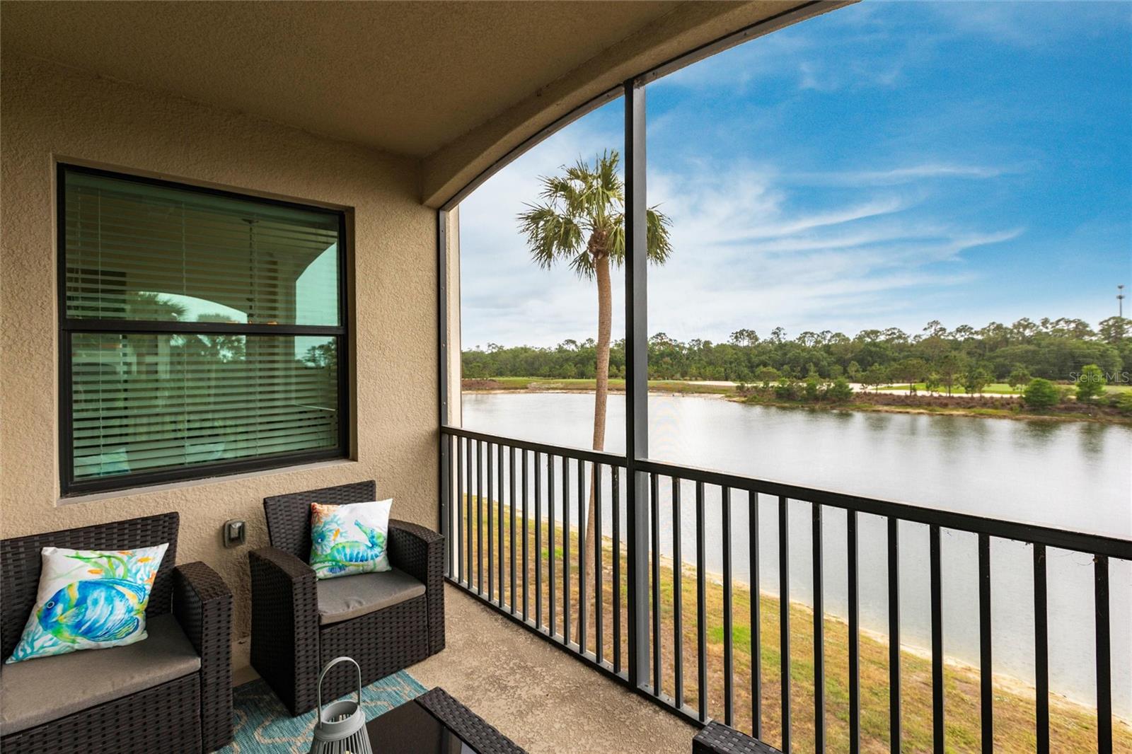 Image 25 of 38 For 16804 Vardon Terrace 307