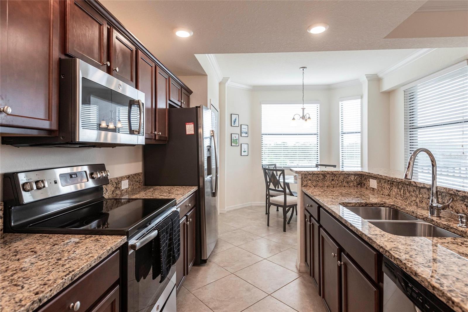 Image 9 of 38 For 16804 Vardon Terrace 307