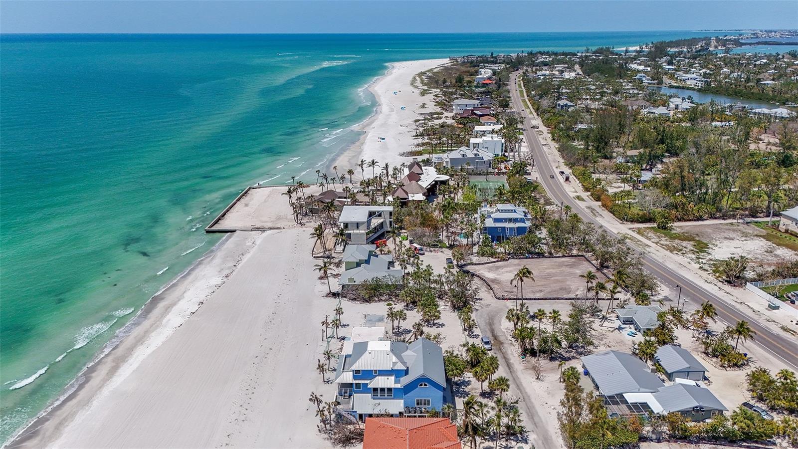 Image 8 of 13 For 6601 Gulfside Road