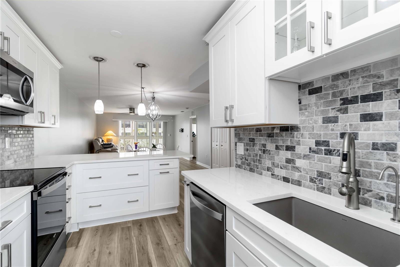 Image 12 of 65 For 150 Harborside Avenue 307