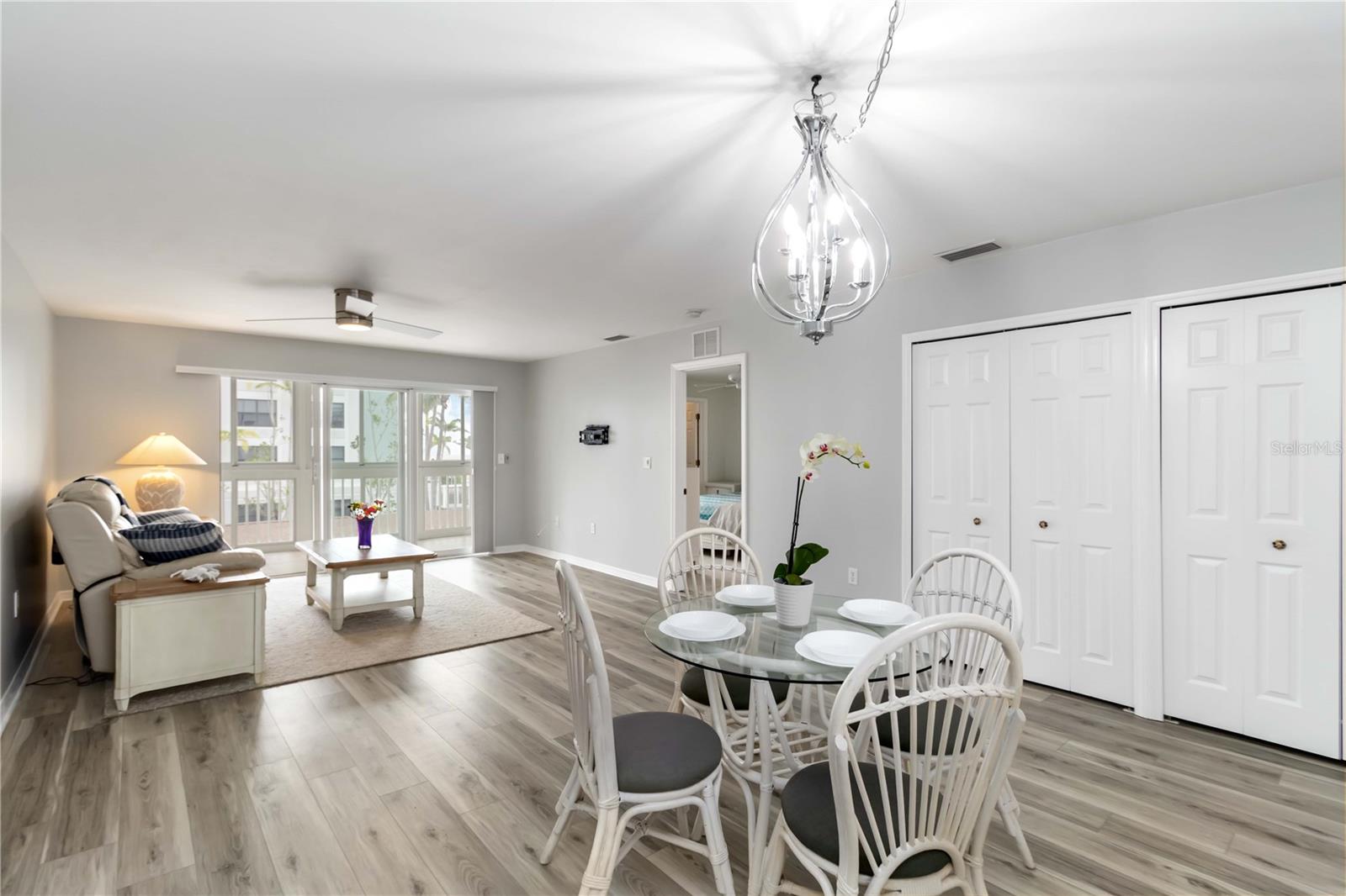 Image 18 of 65 For 150 Harborside Avenue 307