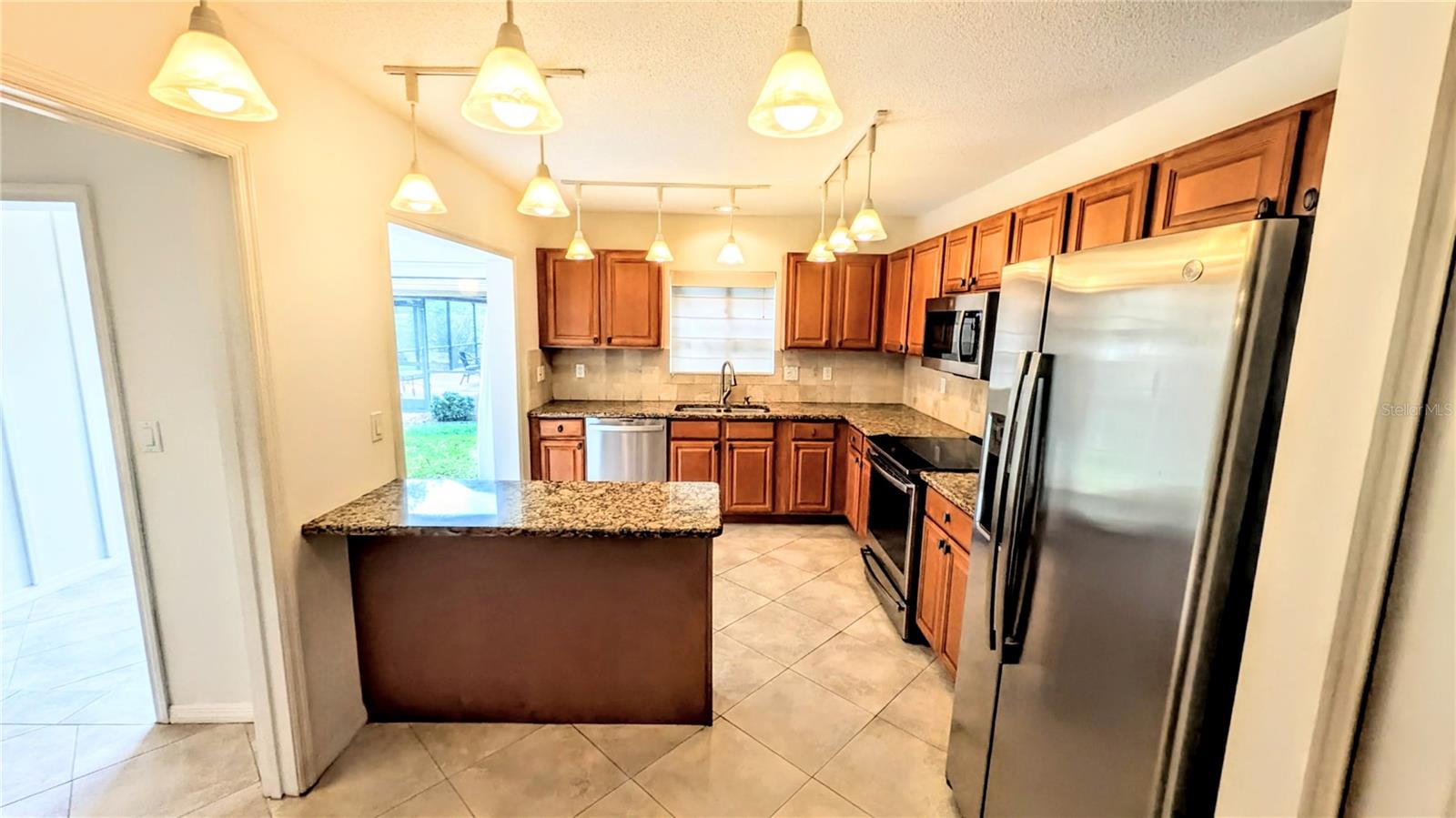 Image 10 of 32 For 7805 Pine Trace Drive 18