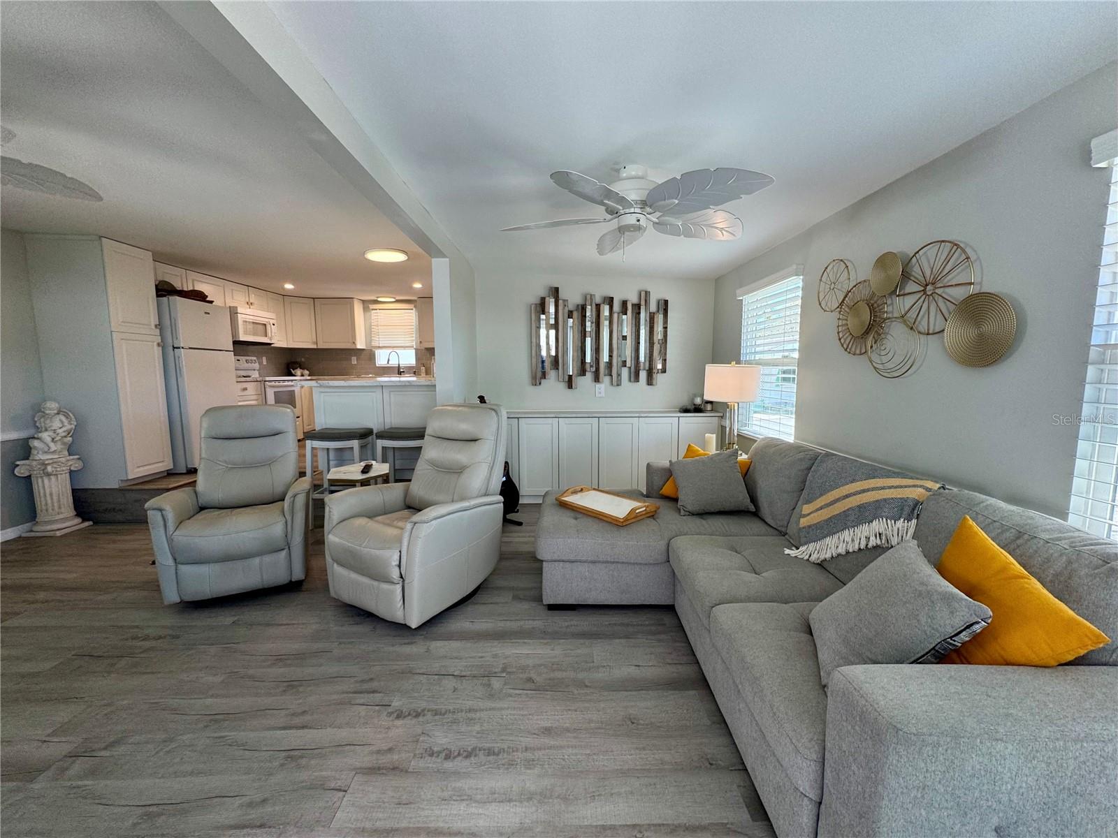 Image 10 of 39 For 15010 113th Avenue N 47