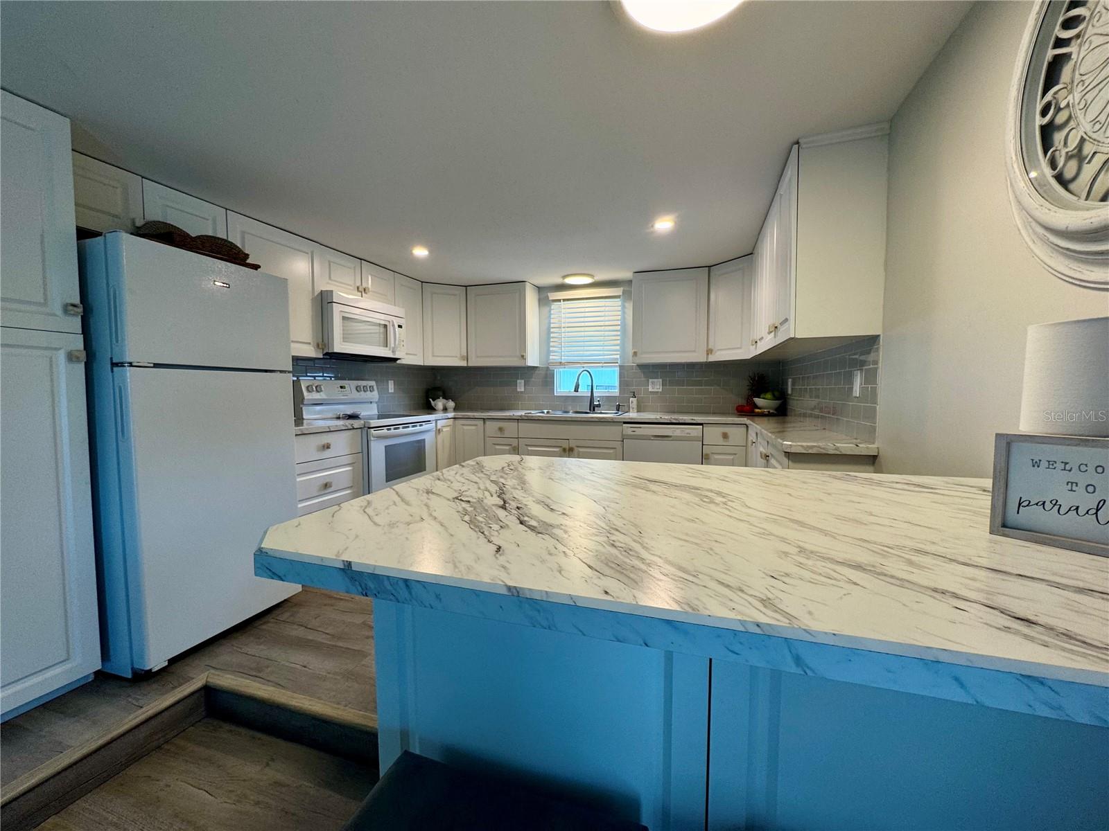 Image 16 of 39 For 15010 113th Avenue N 47