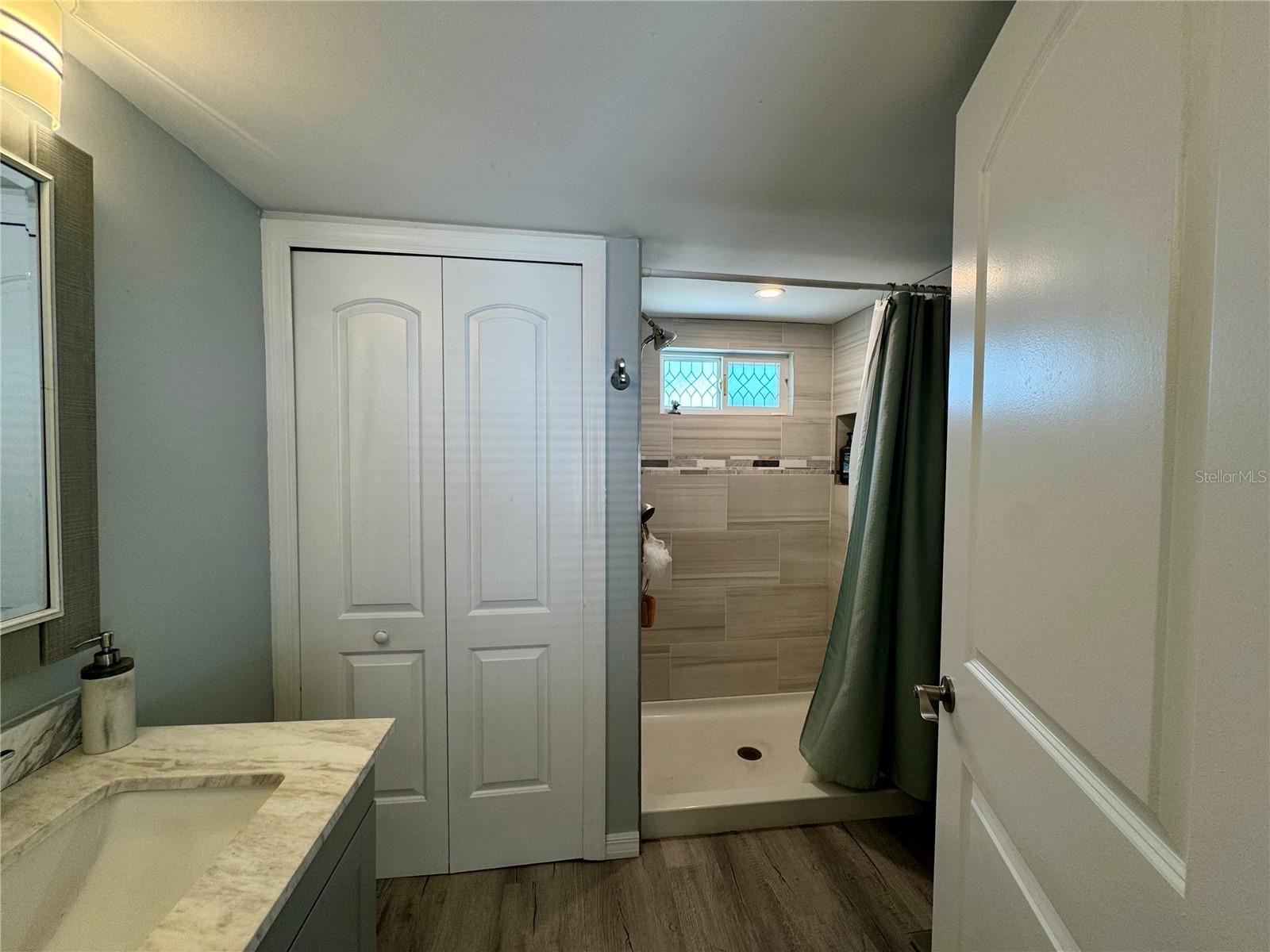 Image 22 of 39 For 15010 113th Avenue N 47