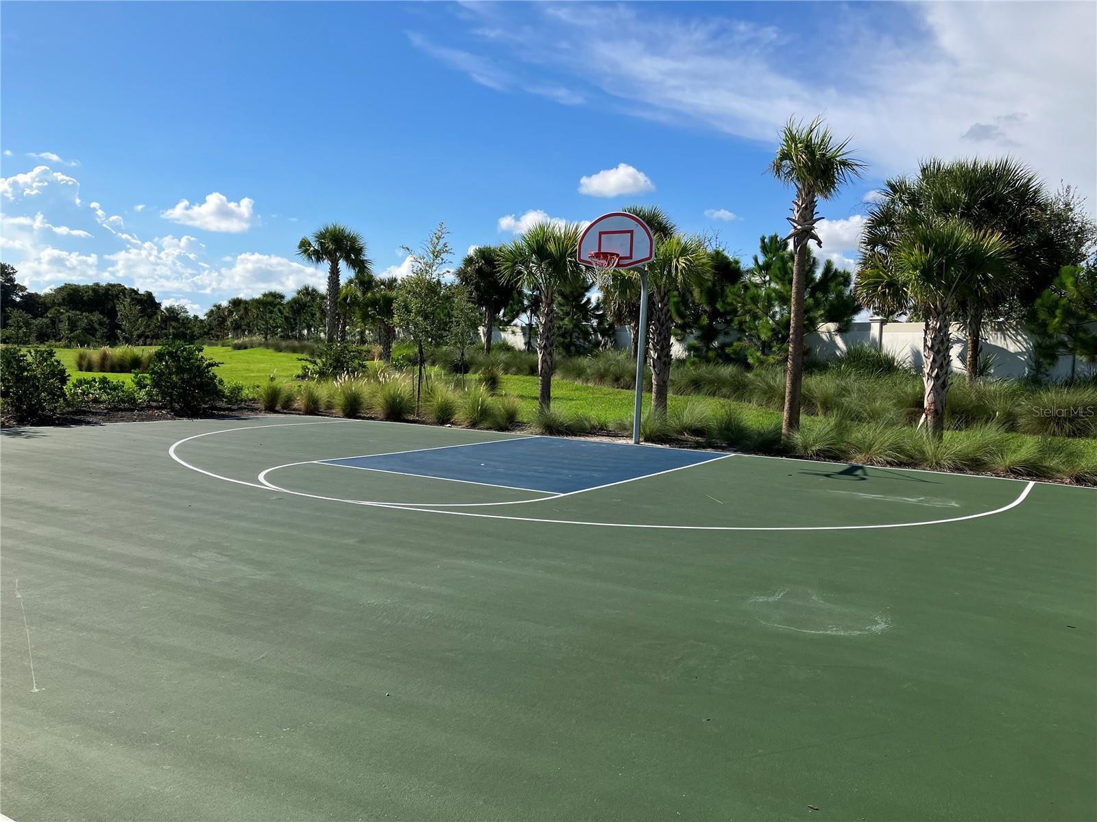 Image 10 of 22 For 5633 Soft Skies Drive