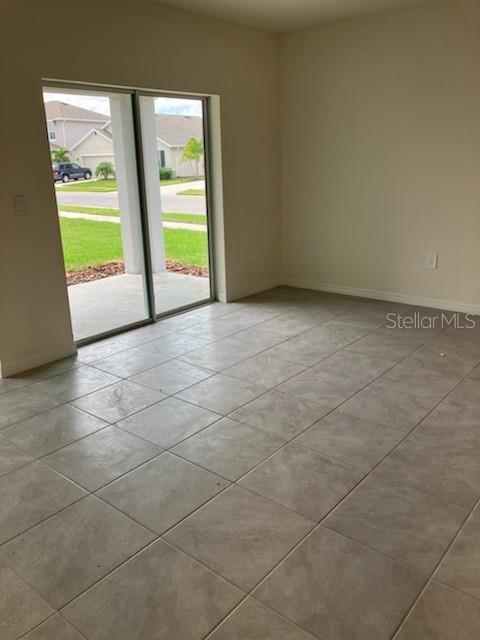 Image 7 of 22 For 5633 Soft Skies Drive