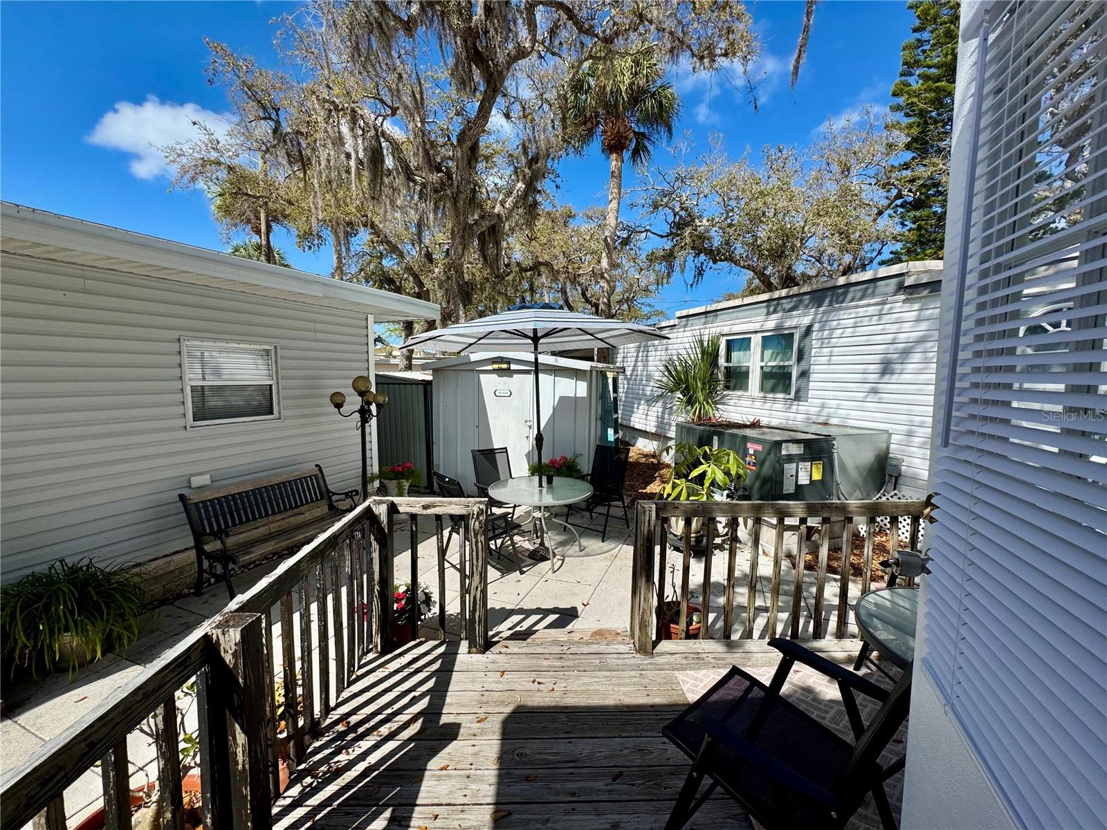 Listing photo id 16 for 15010 113th Avenue N 48