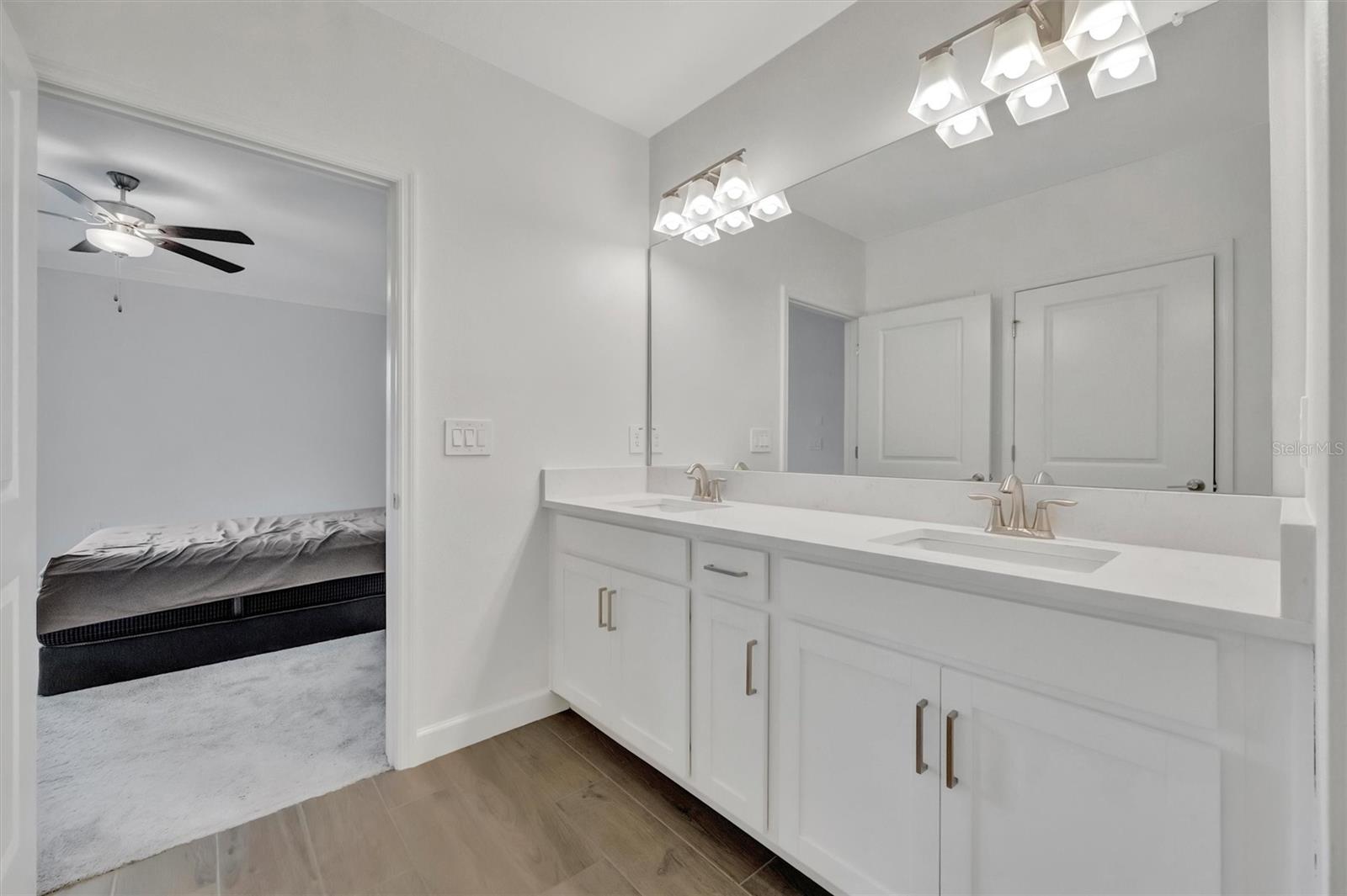 Image 23 of 43 For 17436 Holly Well Avenue