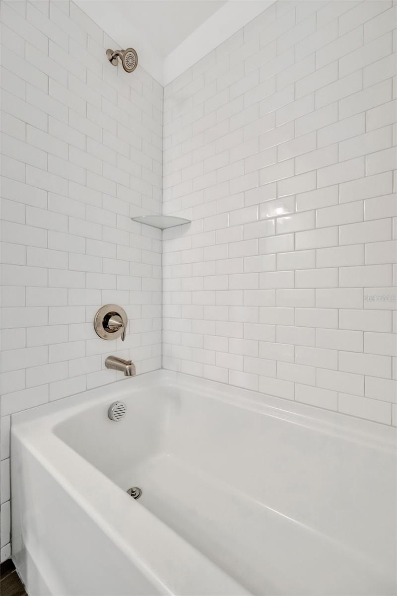 Image 31 of 43 For 17436 Holly Well Avenue