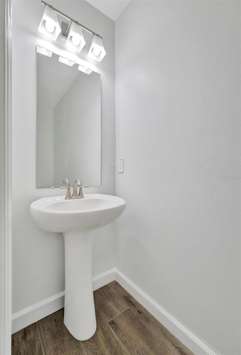 Image 34 of 43 For 17436 Holly Well Avenue