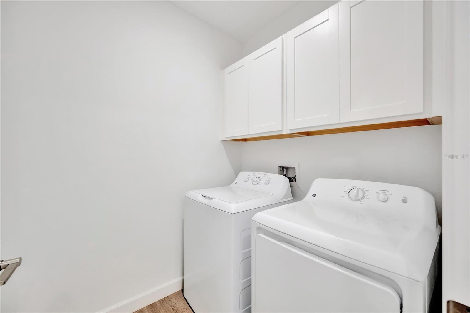 Image 35 of 43 For 17436 Holly Well Avenue