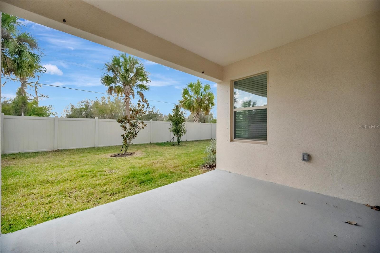 Image 39 of 43 For 17436 Holly Well Avenue