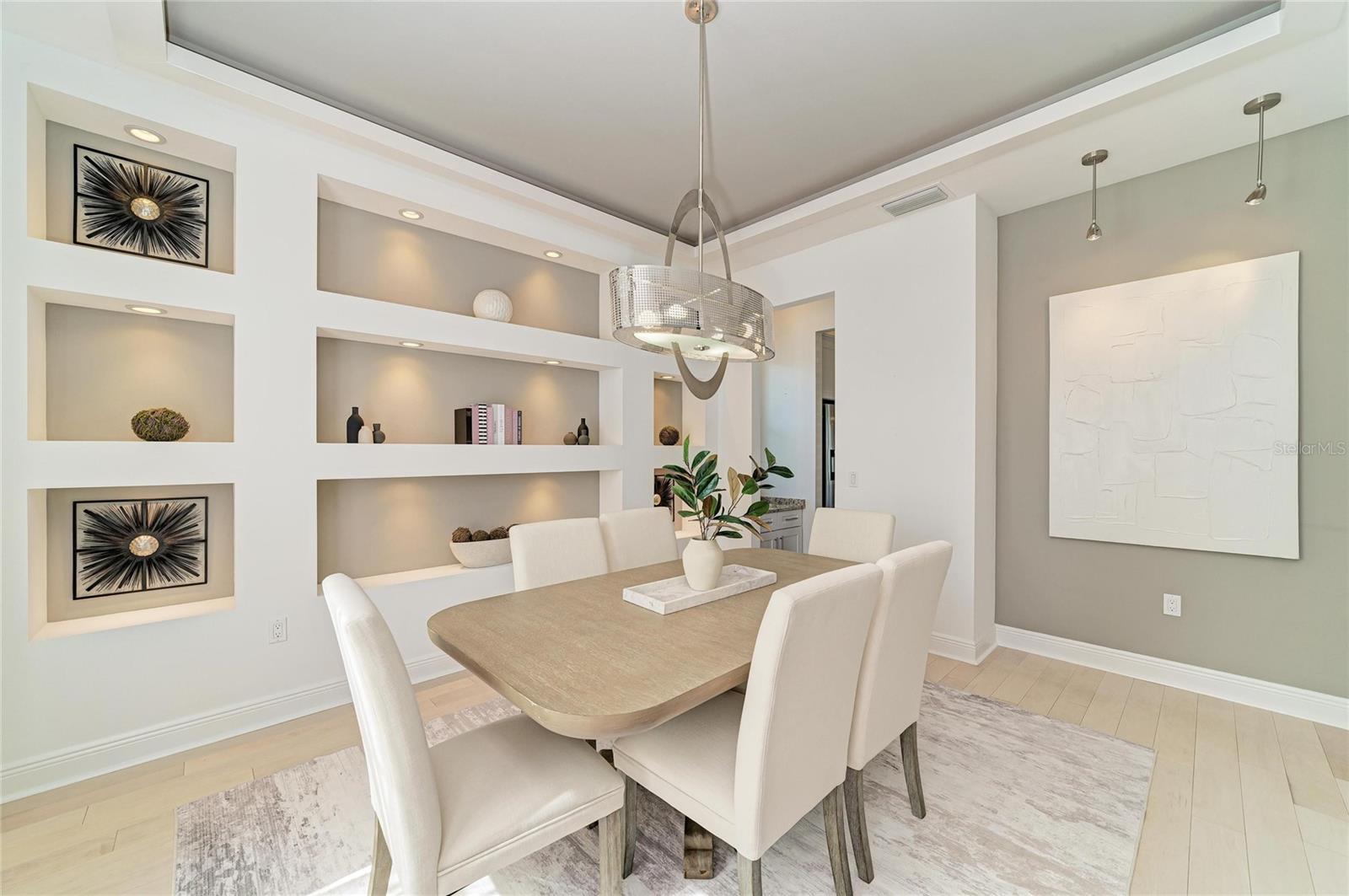 Image 12 of 94 For 826 Honeyflower Loop