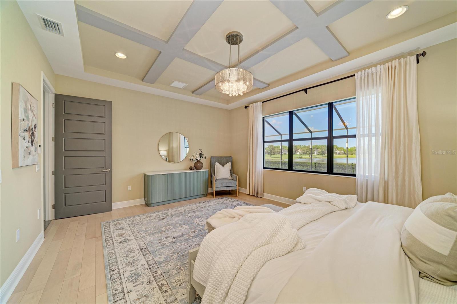 Image 29 of 94 For 826 Honeyflower Loop