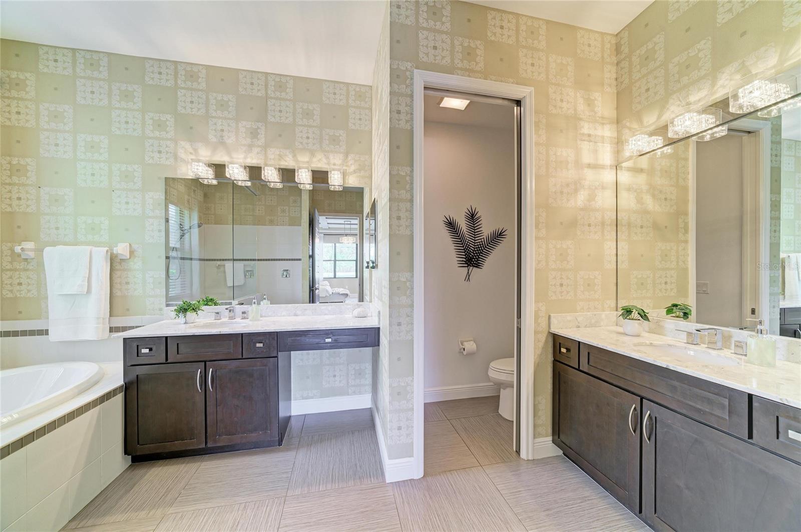 Image 32 of 94 For 826 Honeyflower Loop