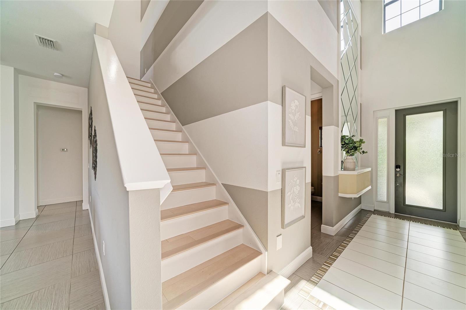 Image 35 of 94 For 826 Honeyflower Loop