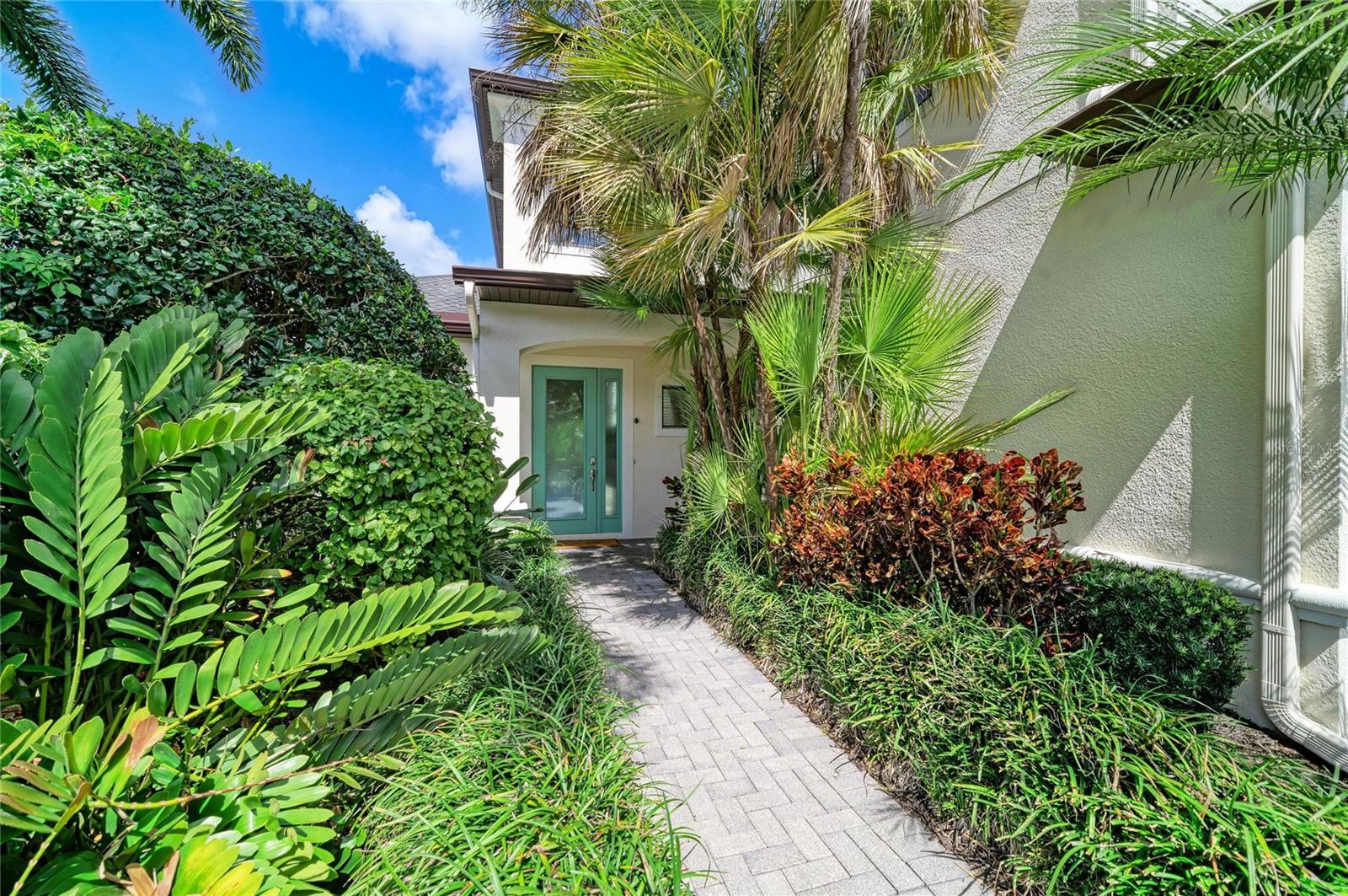 Image 9 of 94 For 826 Honeyflower Loop