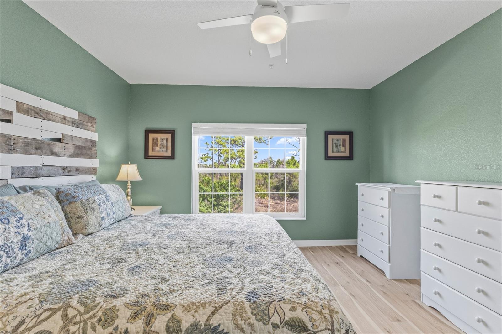 Image 29 of 63 For 8407 Placida Road 202