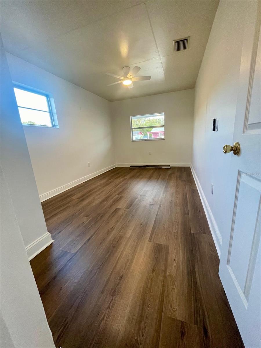 Image 15 of 17 For 3215 Bunche Street