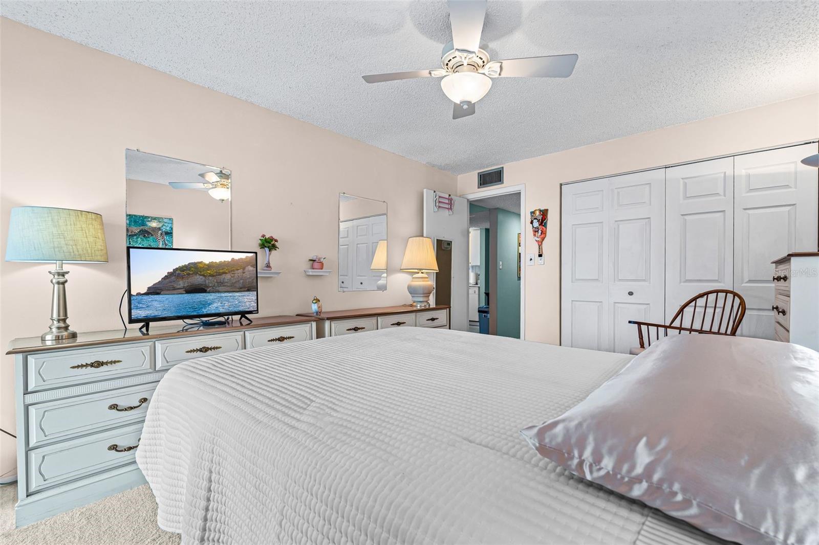 Image 12 of 21 For 4705 5th Street W 305