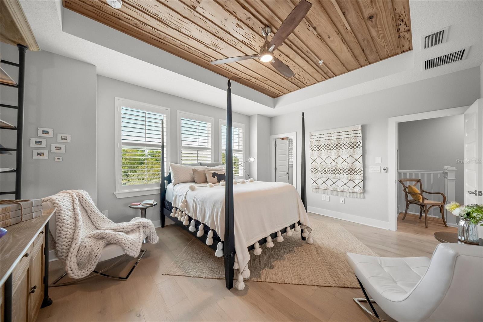 Image 28 of 98 For 459 Wingfield Drive