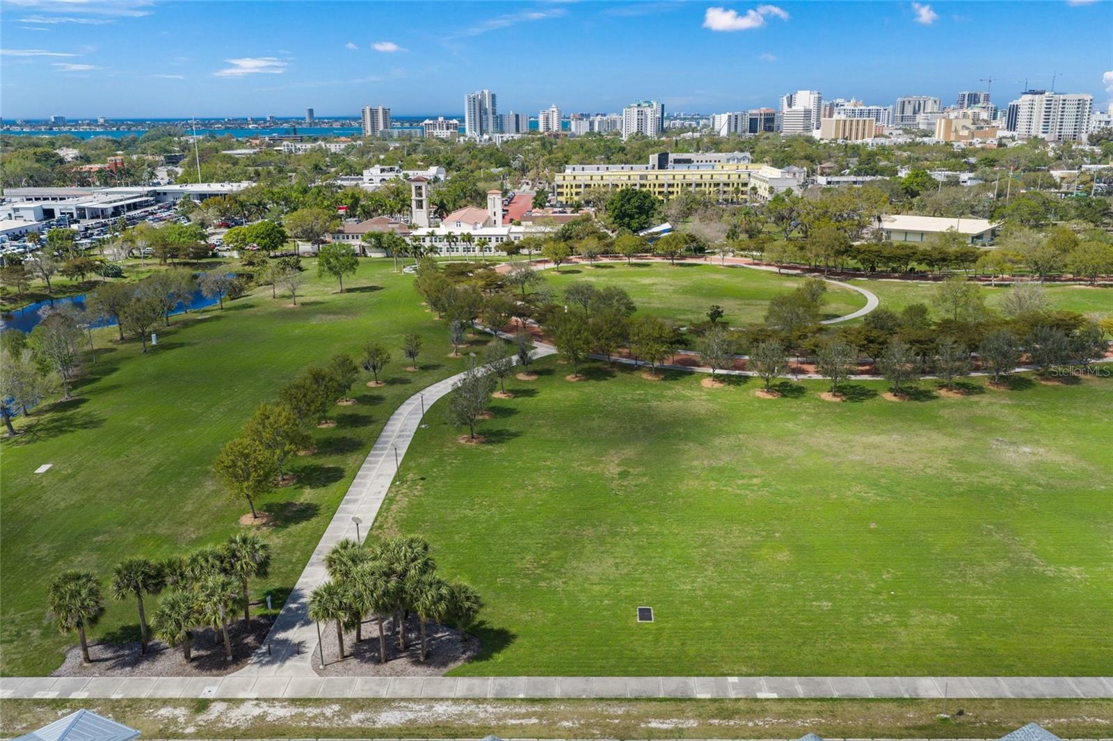 Image 41 of 98 For 459 Wingfield Drive