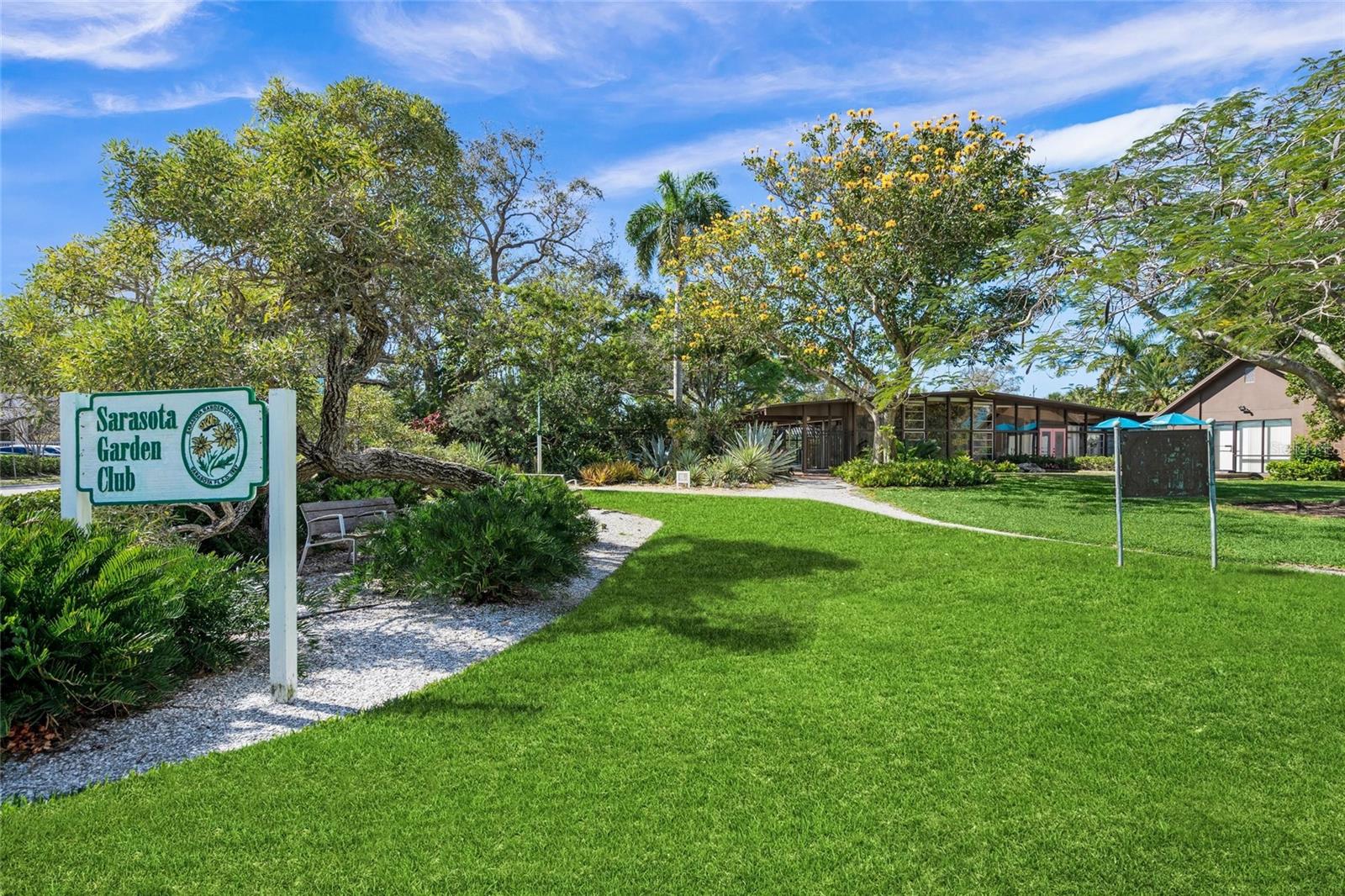 Image 65 of 98 For 459 Wingfield Drive