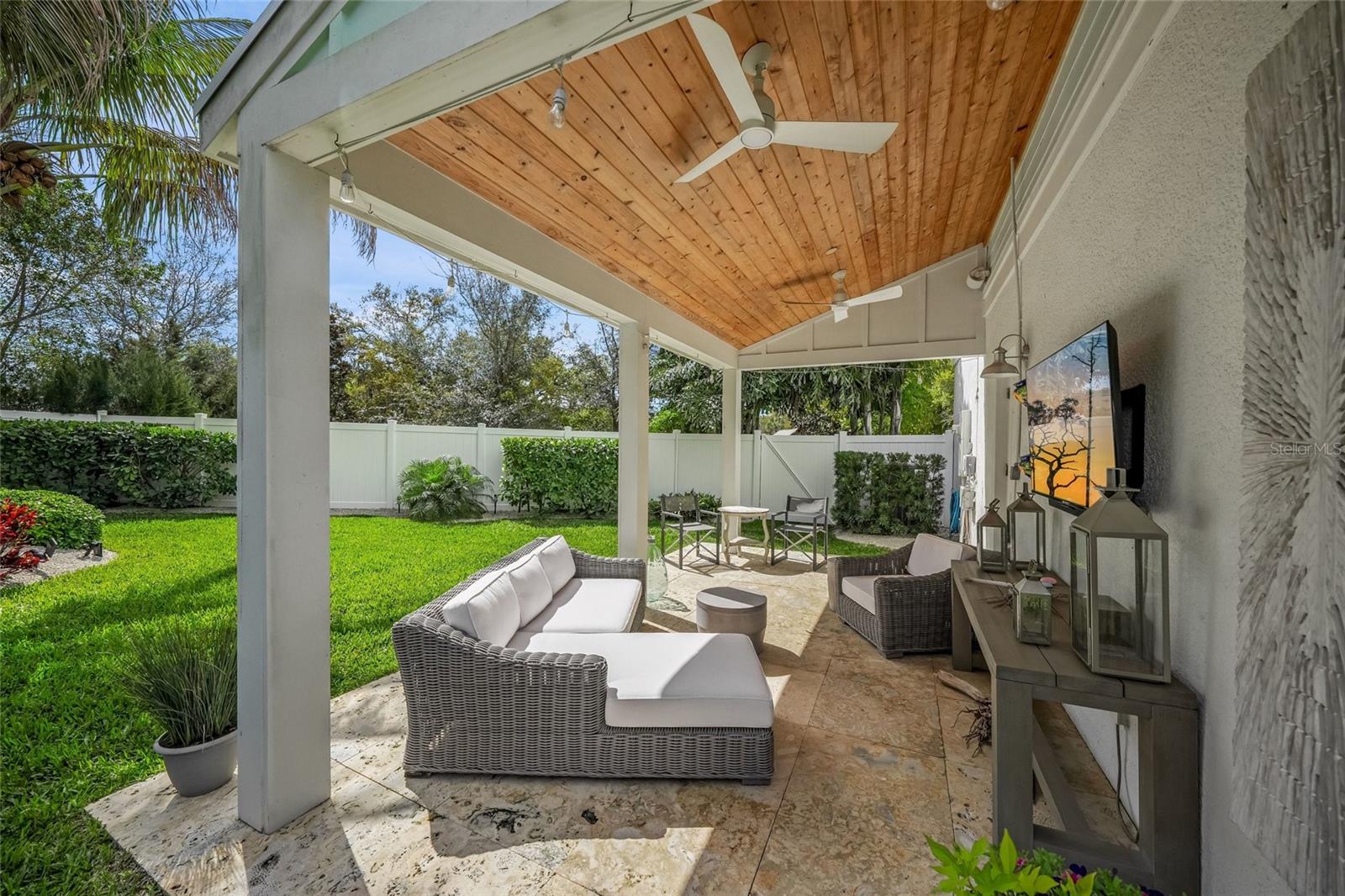 Image 7 of 98 For 459 Wingfield Drive