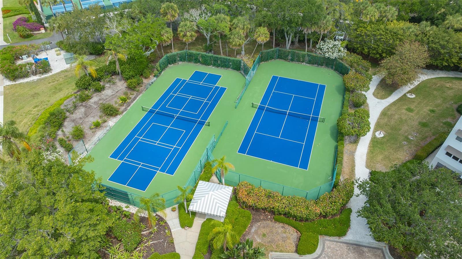 Image 49 of 55 For 2410 Harbourside Drive 142