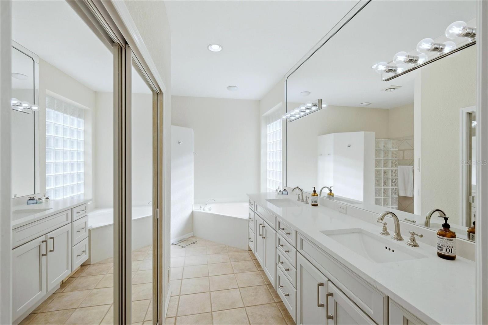 Image 20 of 55 For 7304 Saint Georges Way