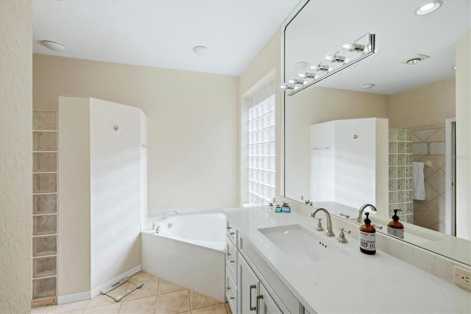 Image 21 of 55 For 7304 Saint Georges Way