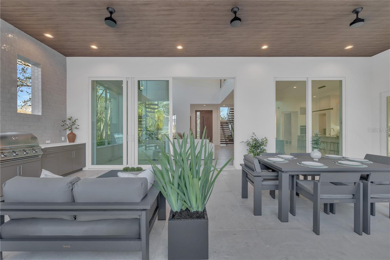 Image 66 of 99 For 603 Tremont Street