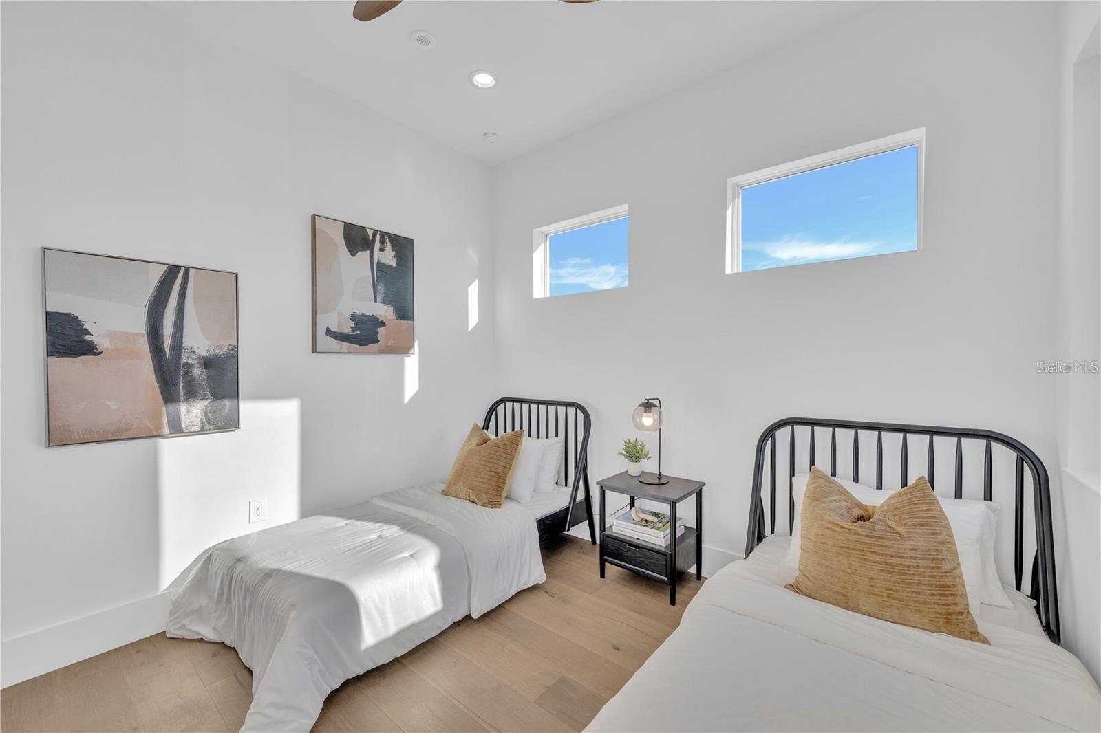 Image 88 of 99 For 603 Tremont Street