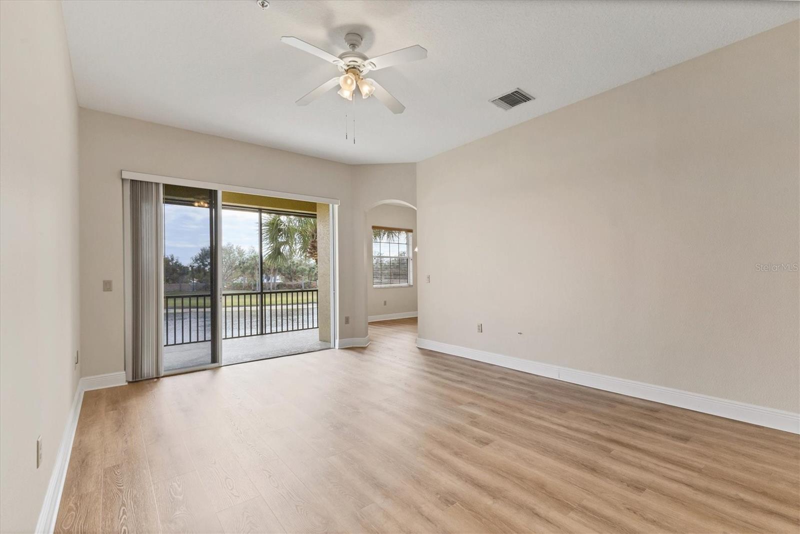 Image 7 of 37 For 8411 Miramar Way 202