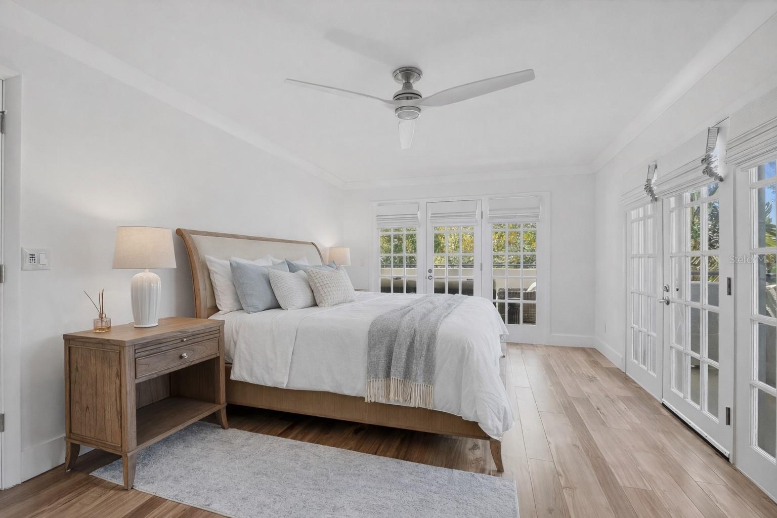 Image 16 of 33 For 825 Osprey Avenue 101