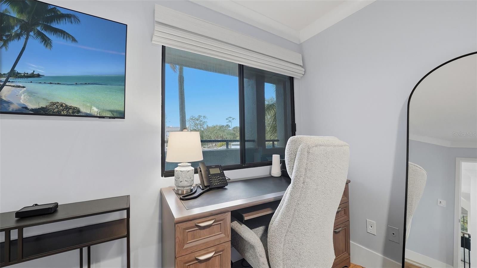 Image 22 of 33 For 825 Osprey Avenue 101