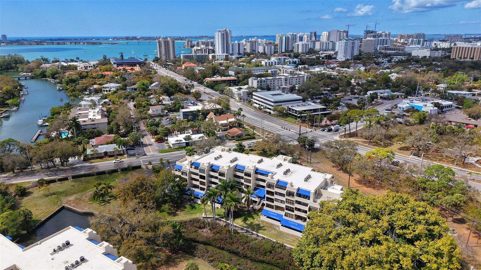 Image 32 of 33 For 825 Osprey Avenue 101