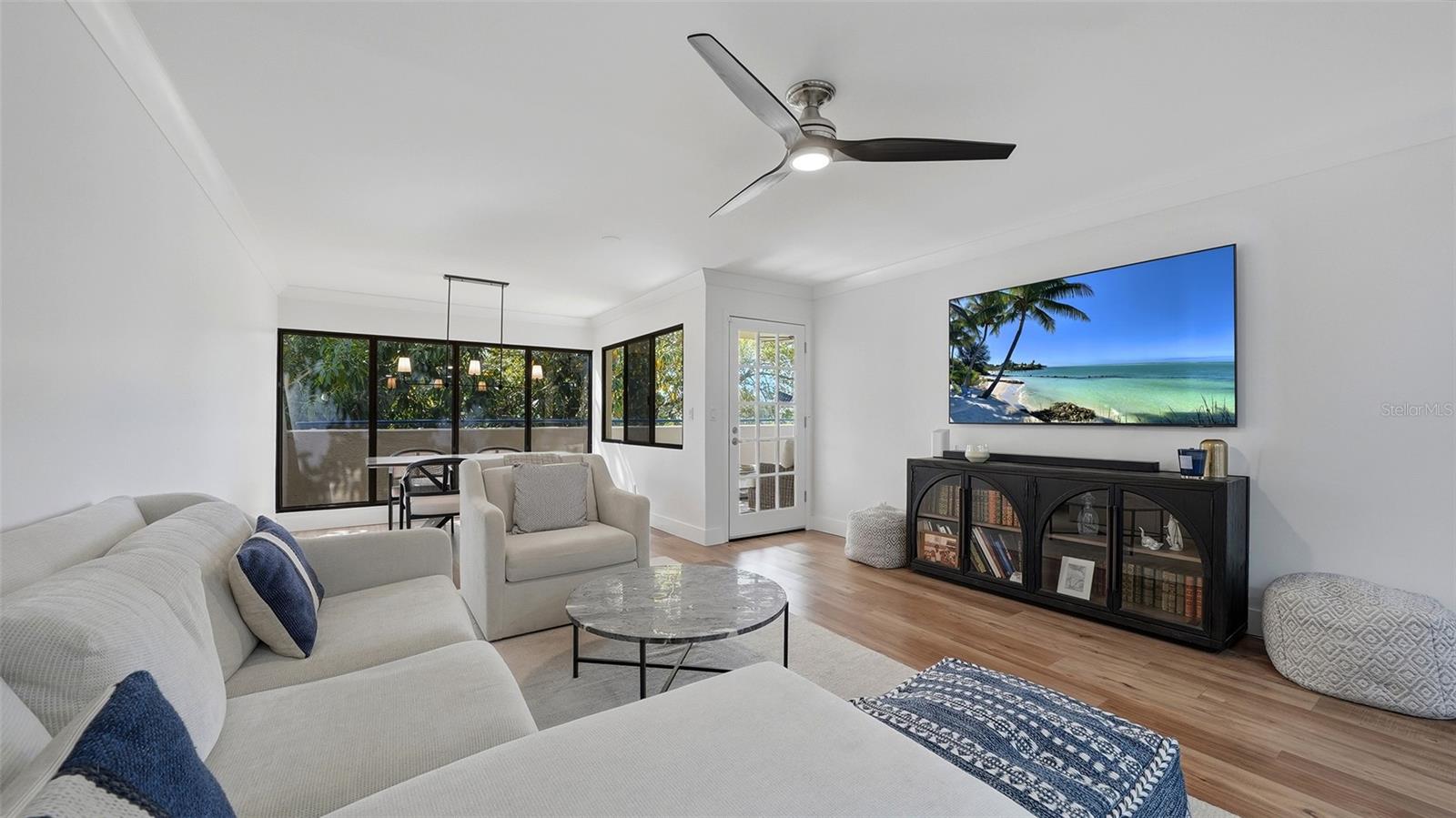 Image 5 of 33 For 825 Osprey Avenue 101