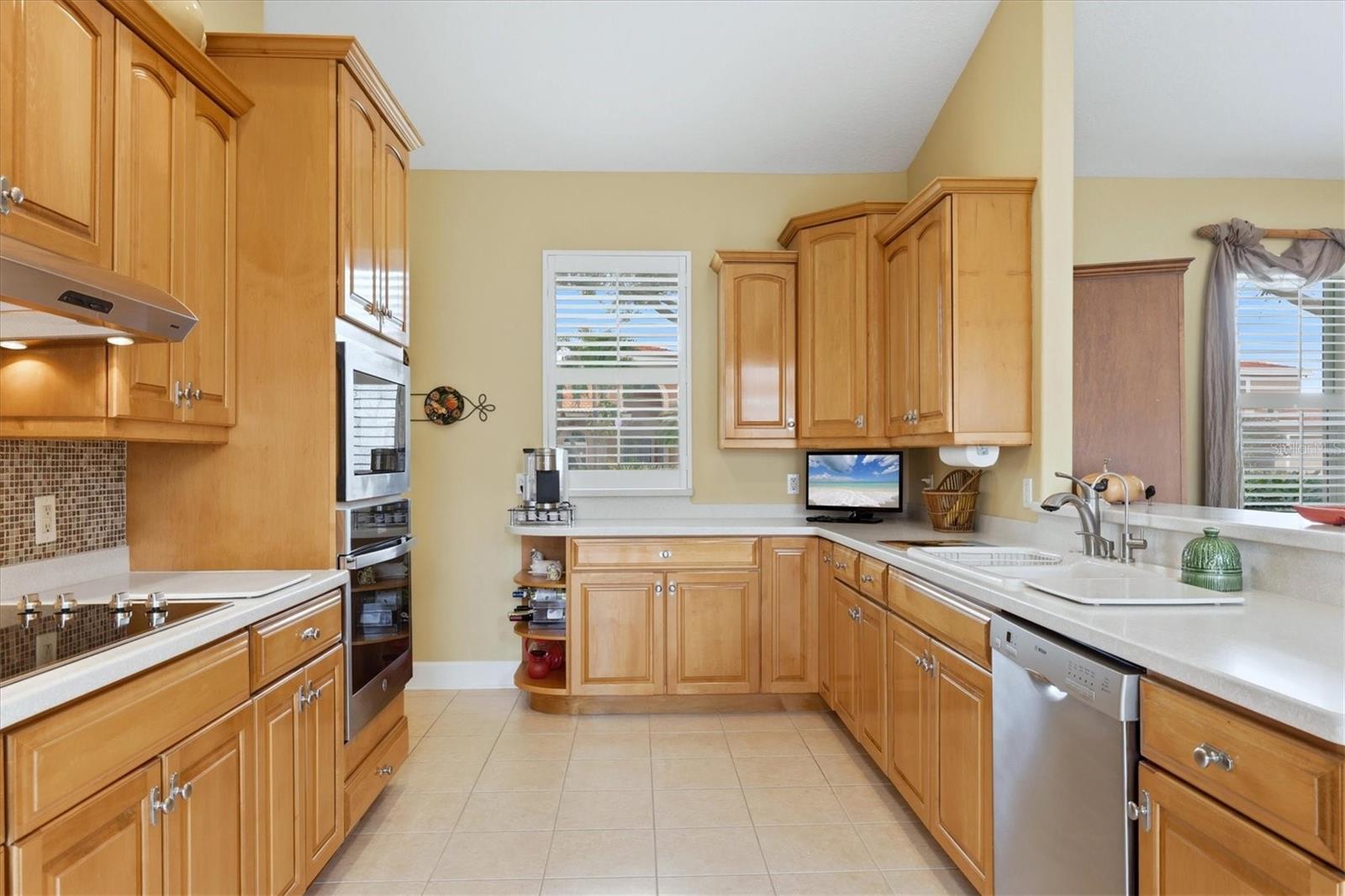 Image 15 of 72 For 4501 Murcia Boulevard 7