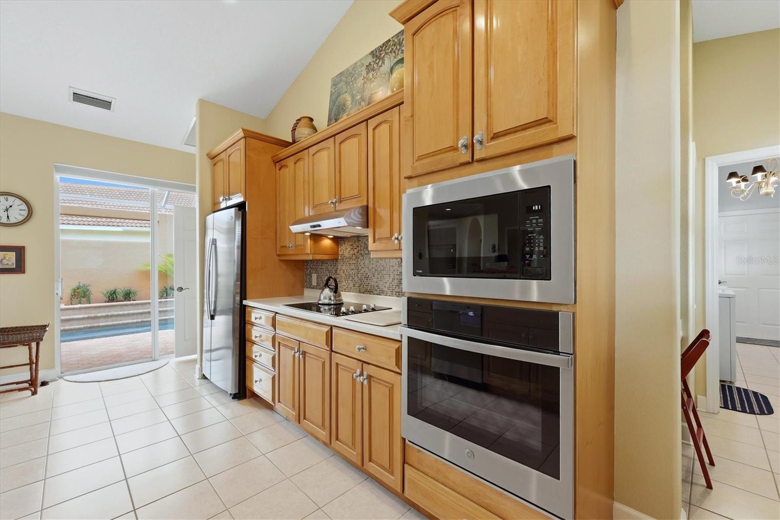 Image 16 of 72 For 4501 Murcia Boulevard 7