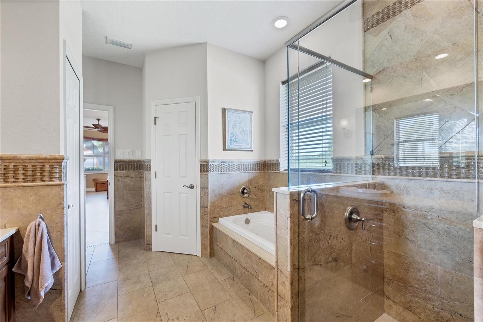 Image 24 of 72 For 4501 Murcia Boulevard 7